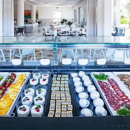 Oliveto A Mare - & Aparthotel *
