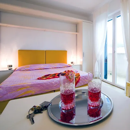 Aparthotel Oliveto A Mare - &