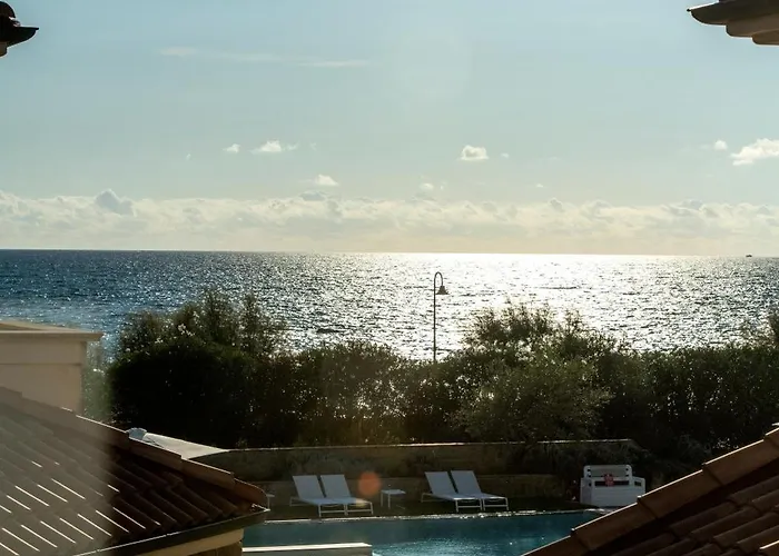 Oliveto A Mare - &