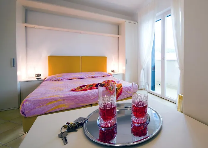 Apartmanhotel Oliveto A Mare - &