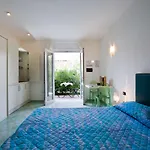 Oliveto A Mare - & 4*